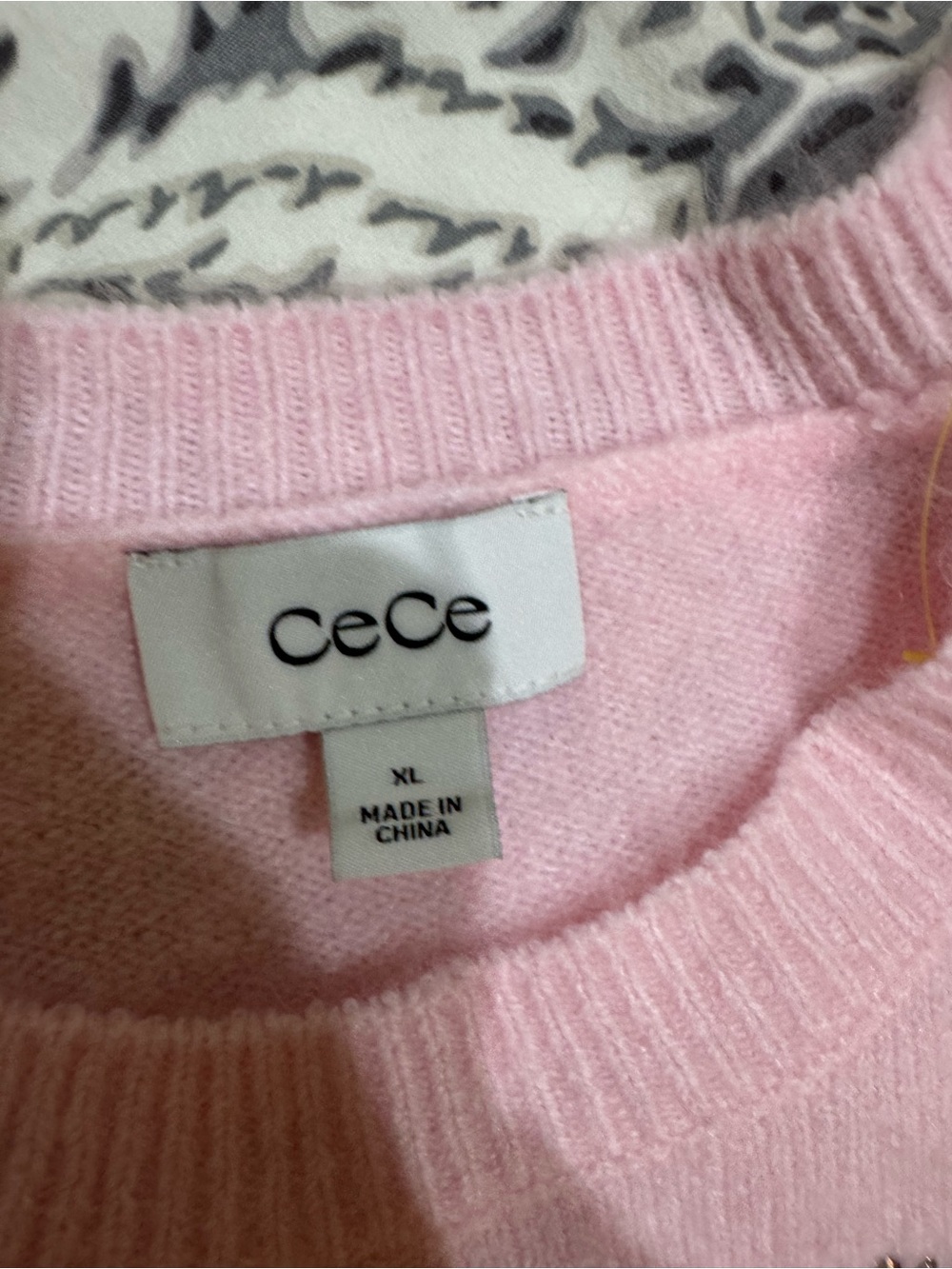 Pink Rhinestone Bow faux Cashmere ySweater size XL - Picture 3 of 10